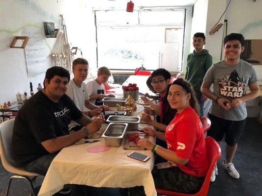 Kritisches-Kochen-Schnippeln