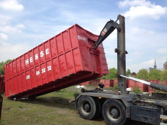 der Hesse-Container - noch rot